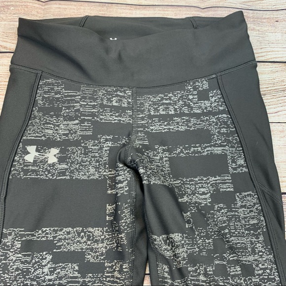 ❗️SOLD❗️Under Armour Gray Heatgear Compression Leggings - Picture 2 of 12